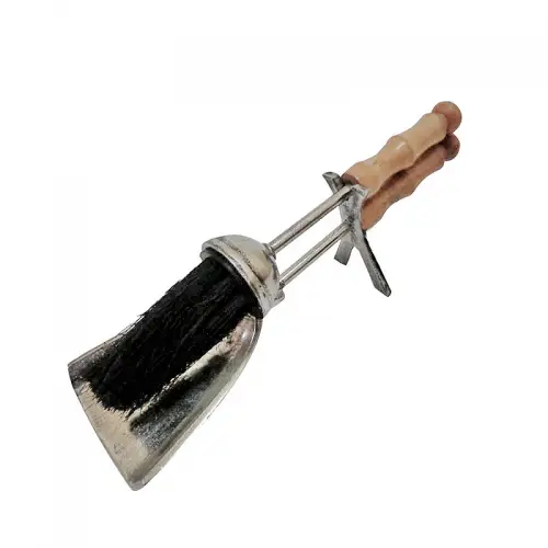 Tischreiniger 31x10x12cm mit Holzgriff Tischreiniger 31x10x12cm mit Holzgriff