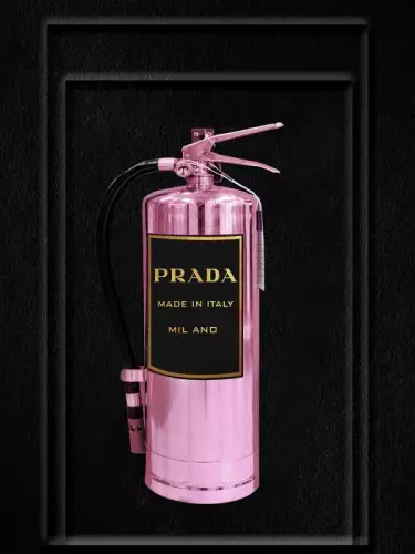 Prada rosa Feuerlöscher 60x80cm
